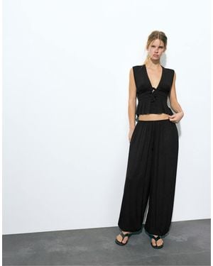 Pull&Bear – sarouel – hose aus kreppstoff - Schwarz