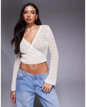 Missy Empire Missy Empire Crochet Wrap Cardigan - Natural