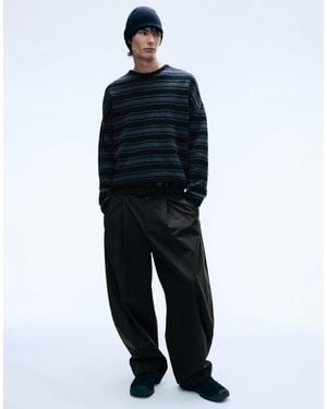 Weekday Pantalon chino à jambe barrel à carreaux - Bleu