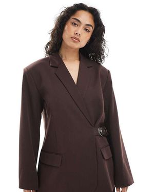 Collusion Elegante Oversized Blazer Met Riem - Bruin