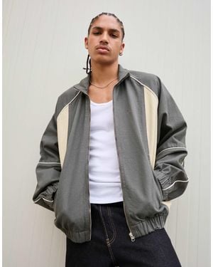 Bershka – jeansjacke - Grau