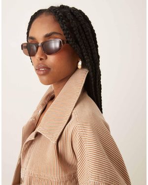 Lu Goldie Gia Racer Style Sunglasses - Natural