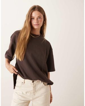 ASOS T-Shirt Squadrata Color Cioccolato Morbida Al Tatto - Neutro