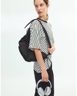 Stradivarius Gestreiftes t-shirt mit kurzen ärmeln - Weiß