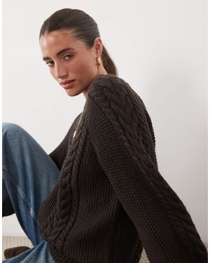 Aware Grob gestrickter zopfmuster-pullover - Schwarz