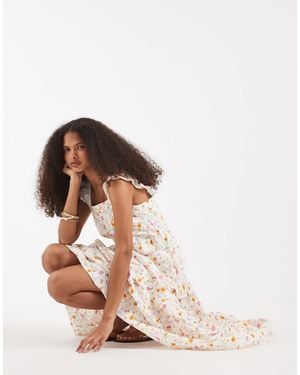 Vero Moda Ruffle Trim Tiered Maxi Dress - White