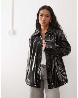 Noisy May Vinyl Collared Mac With Leo Lining - Black