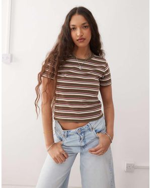 Monki Shrunken Tee - Brown