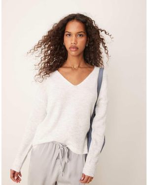 Jdy V-Neck Jumper - White
