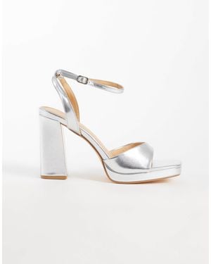 SEQWL Wide Fit Platform Block Heeled Sandal - White