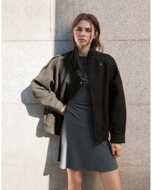 Pull&Bear Robe courte froncée à toucher doux, chiné - Noir