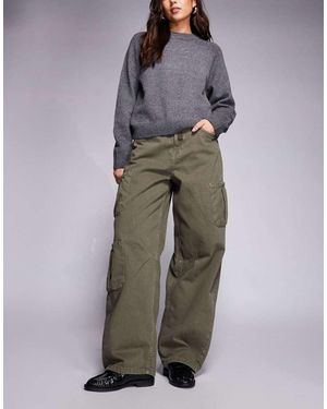ASOS Vaqueros Cargo Caquis De Corte Barrel Con Bolsillos Utilitarios De -Verde