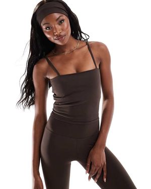 4505 Canotta Morbida Color Cioccolato Amaro Con Reggiseno Interno E Spalline Regolabili - Marrone