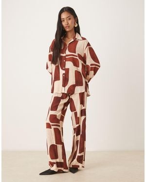 Mango Pantalon droit d'ensemble à imprimé abstrait - Neutre