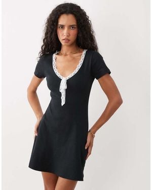 Miss Selfridge V-neck Short Sleeve Mini Dress With Bow - Black