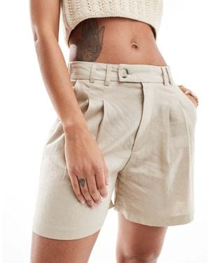 Stradivarius Linen Look Tailored Short - Natural