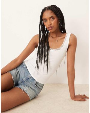 Gina Tricot Top De Tirantes Con Ribete De Encaje De - Blanco
