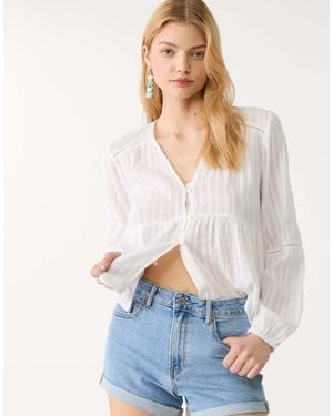 Stradivarius D85 Slim Mom Shorts - White