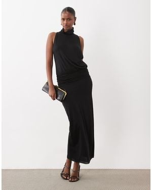 ASOS Semi-Transparante Gebreide Maxi Jurk Met Hoge Hals En Mouwloos - Wit