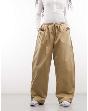 Nike Pantaloni Oversize - Neutro
