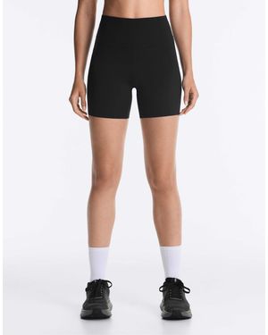 Oysho 15 cm high-rise running hot pants - Schwarz