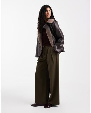 Vero Moda Abrigo Marrón Chocolate De Cuero Sintético Con Solapas De Borreguito De - Negro