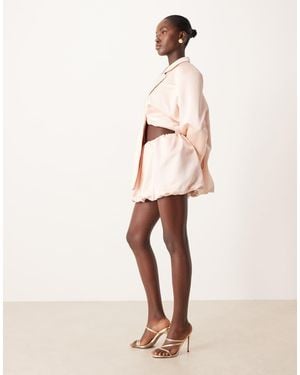 ASOS Minifalda De Sastre Con Diseño Abombado De Satén De (Parte De Un Conjunto) - Neutro