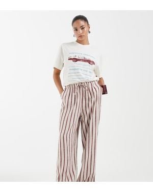 Only Petite Gestreepte Broek Van Linnenmix Met Gestrikte Taille - Wit