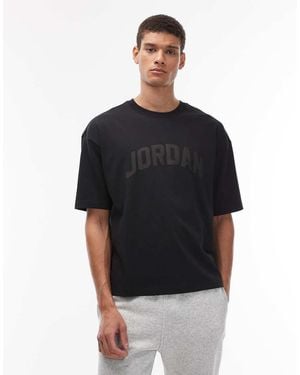Nike Graphic Logo Boxy T-Shirt - Black