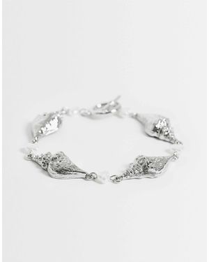 ASOS T-bar Bracelet With Conch Shell Design - Metallic