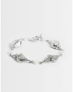 ASOS – farbenes armband mit t-steg und muschelschalen-gliedern - Mettallic