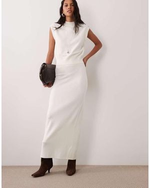 4th & Reckless Maxi Co-Ord Set Met Gebreide Ribdetails - Naturel