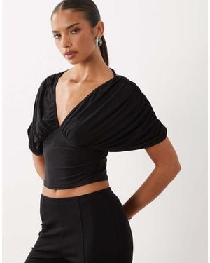 Missy Empire Top Fluido Con Cuello De Pico Y Manga Murciélago En - Negro