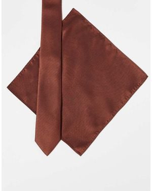 ASOS Corbata Y Pañuelo De Bolsillo Marrones De Satén De - Rojo