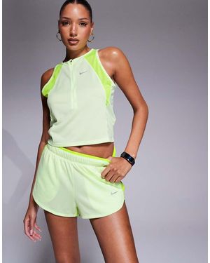 Nike Pantalones Cortos De 2" Verde Lima Dri-Fit Race Series De