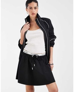 Tommy Hilfiger Poplin Mini Skirt With Logo Waistband - White