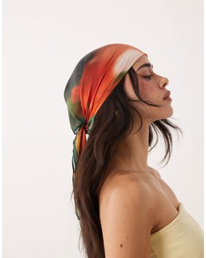 Mango – schal mit verschwommenem blumenmuster - Orange