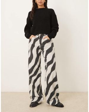 Vila Wide Leg Zebra Print Jeans - Black