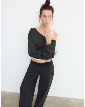 Stradivarius Washed Effect Cropped Sweatshirt - White