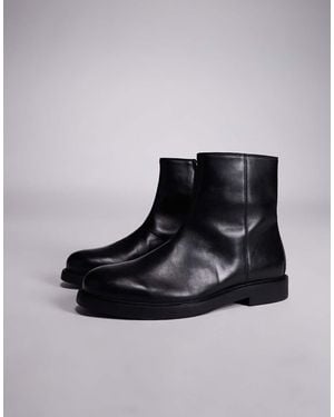 ASOS Leather Chelsea Boot - Black