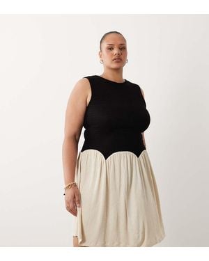 ASOS Asos Design Curve Colour Block Crinkle Mini Dress - Black