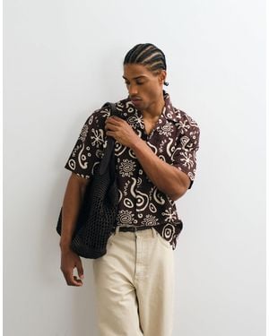 Only & Sons Relaxed Fit Seersucker Shirt With Resort Collar - Brown