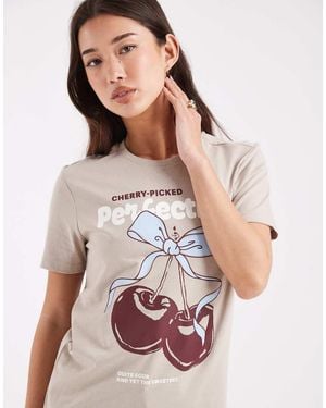 ONLY Cherry Graphic Print Boxy T-shirt - Natural