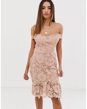 Missguided – Figurbetontes Bardot-Kleid mit Spitze - Natur
