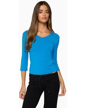 Edikted Toralei Three-Quarter Sleeve V Neck Top - Blue