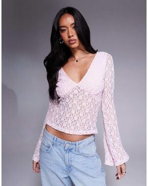 ASOS Top Rosa Pastel Escotado Con Mangas Acampanadas De Encaje De - Gris