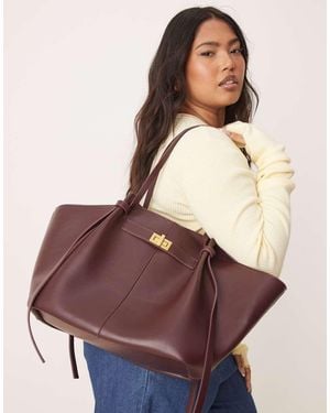 Gina Tricot Faux Leather Medium Tote Bag With Strap And Clutch Detail - Blue