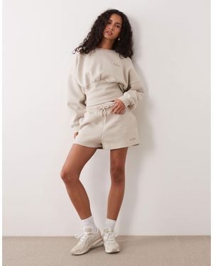 Kaiia Sweatshorts mit hohem baumwollanteil und taillierter taille im set - Natur
