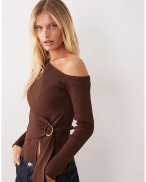 ASOS Kompakt gestricktes schulterfreies asymmetrisch drapiertes top - Braun