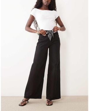 Jdy Jeans Met Wijde Pijpen En Sjaaldetail - Wit